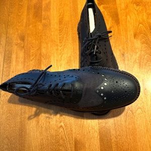 Cole Haan Zero Grand casual wing tip Oxford. Black. Size 8.5
